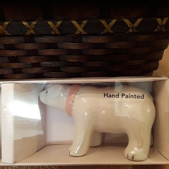 LC Lauren Conrad Polar Bear Salt/Pepper Shaker - Picture 2 of 6